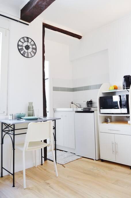 Superbe Studio Au Centre D'Orleans Apartment Екстериор снимка