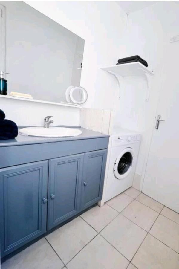 Superbe Studio Au Centre D'Orleans Apartment Екстериор снимка